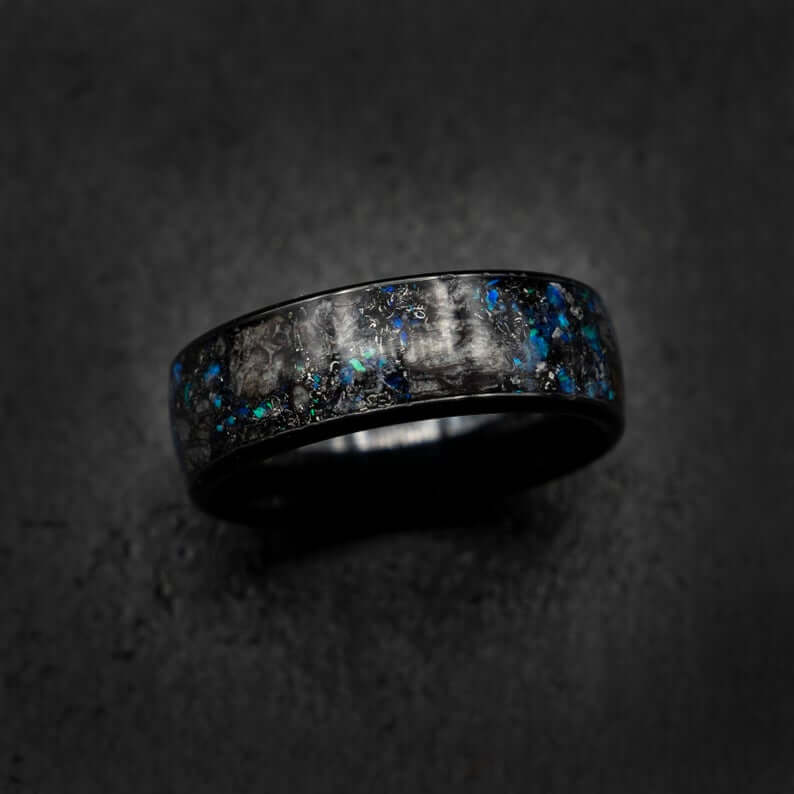 THE POLLUX men's wedding band
