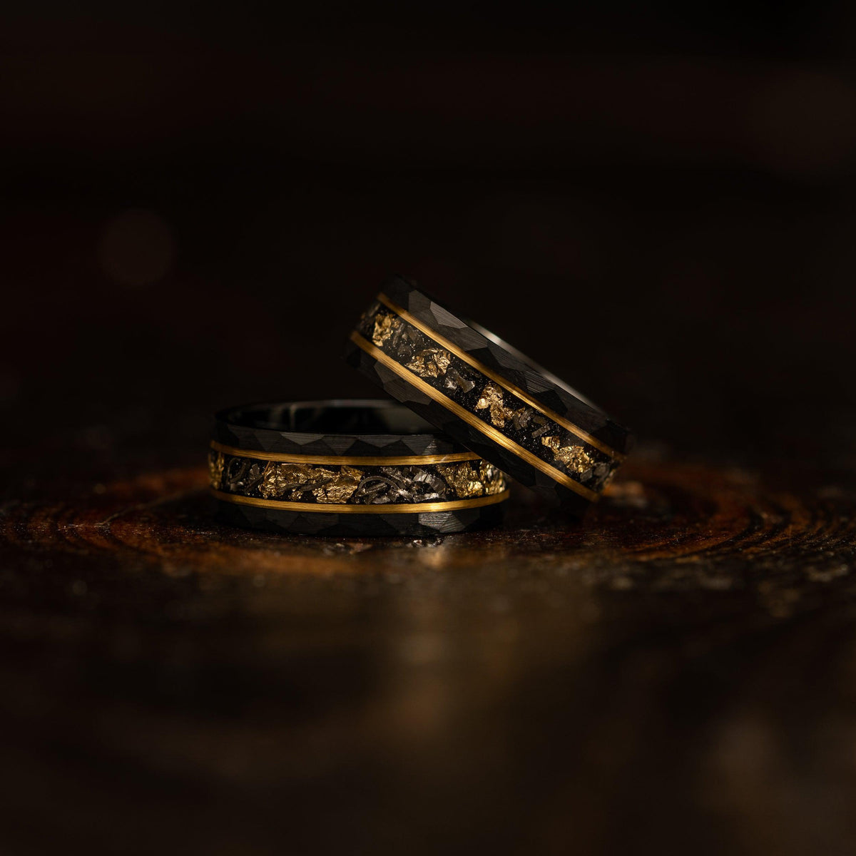 THE HALO men's wedding band