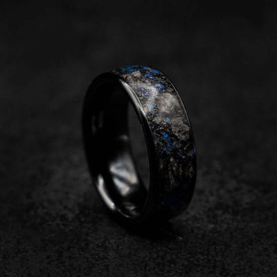 THE POLLUX men's wedding band